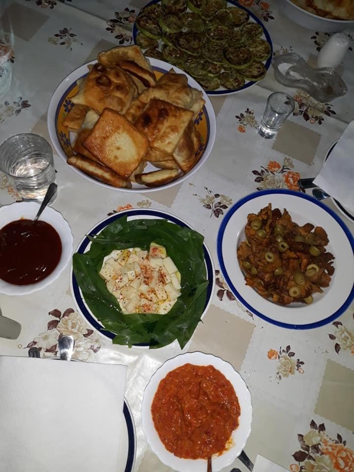 Bed and Breakfast Etno Selo Lelic Валево Экстерьер фото